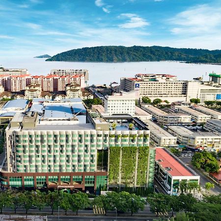 Hilton Kota Kinabalu Hotell Eksteriør bilde